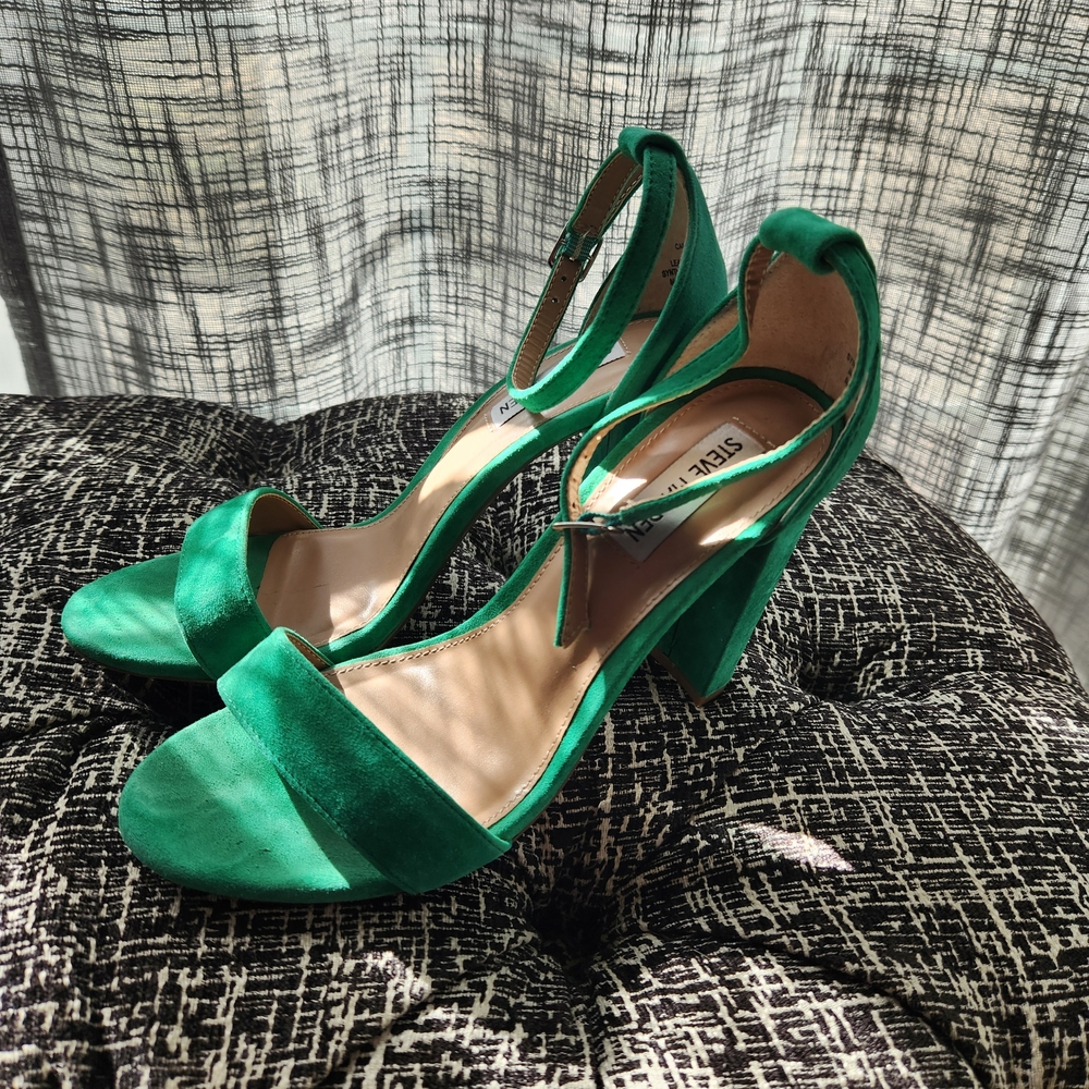 Steve Madden Green Suede Ankle-Strap Block Heel Sandals
